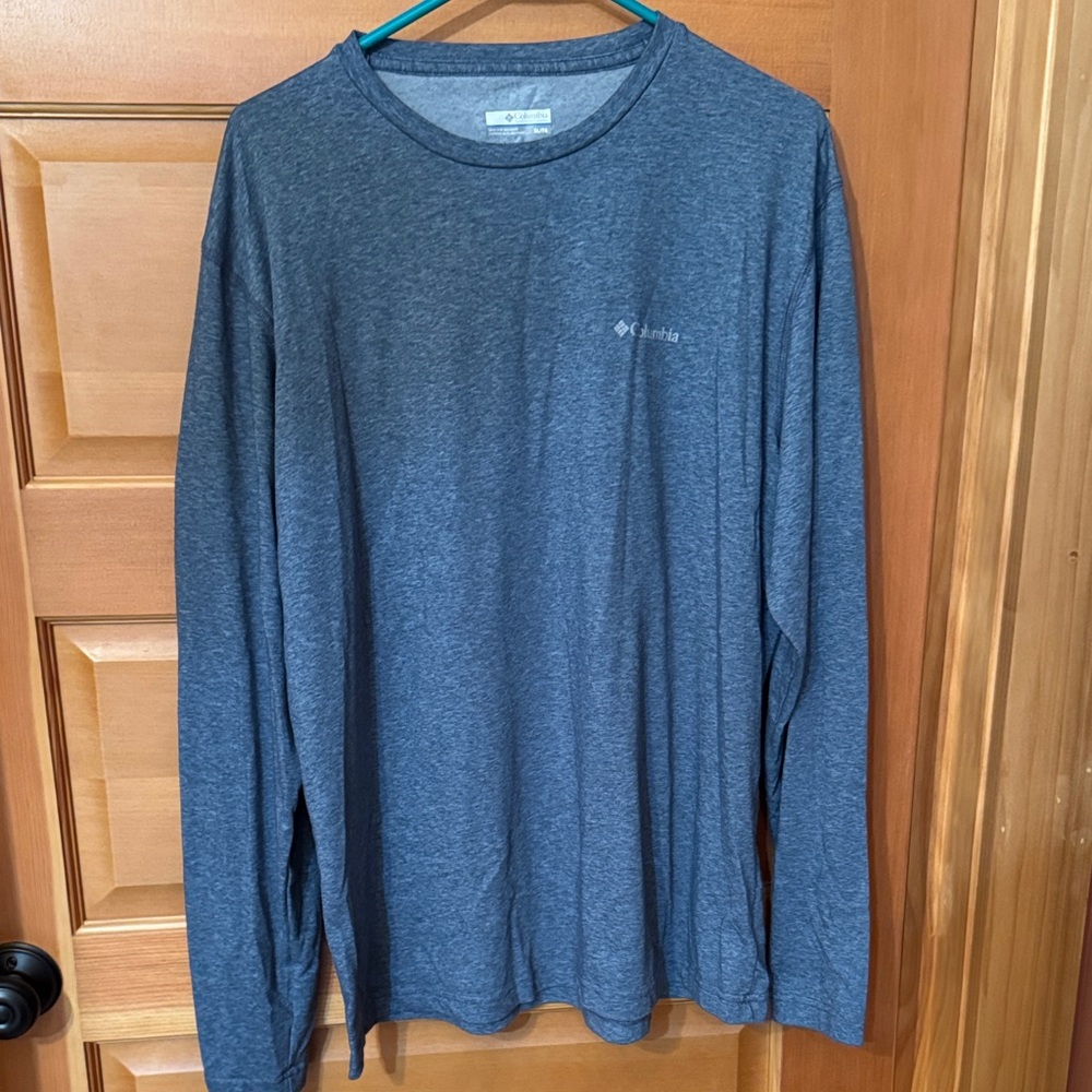 Columbia Men's Blue Long Sleeve Tee